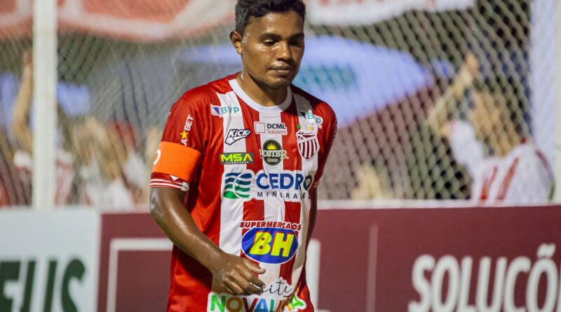Zé Raimundo fala sobre o momento do Villa Nova no Campeonato Mineiro e a desistência na Série D