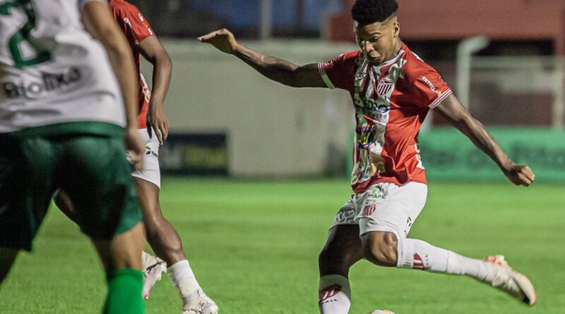 Villa Nova e Ipatinga empatam em 3 a 3 no Alçapão do Bonfim