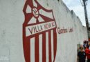 Escudo do Villa Nova Atlético Clube no Alcapão do Bonfim, em Nova Lima MG