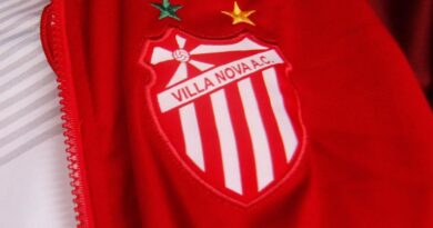 Blusa do Villa Nova